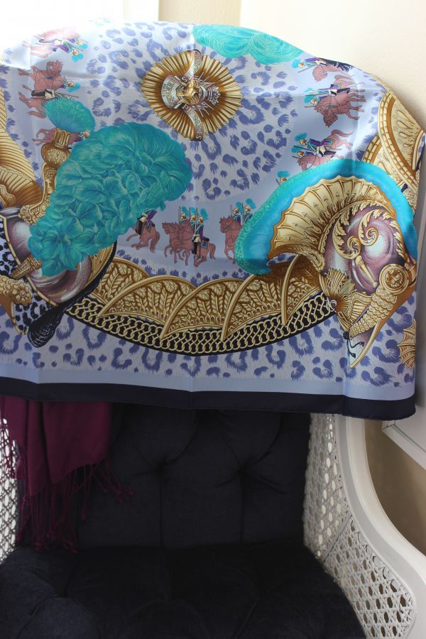 And I have been busy staring at this gorgeous gift (a Hermes Scarf) from my Belle Maman. I have always dreamed of having a Hermes scarf and am contemplating framing it since it looks so gorgeous in my bedroom. I promised her I would wear it a lot first... And I have been busy staring at this gorgeous gift (a Hermes Scarf) from my Belle Maman. I have always dreamed of having a Hermes scarf and am contemplating framing it since it looks so gorgeous in my bedroom. I promised her I would wear it a lot first...
